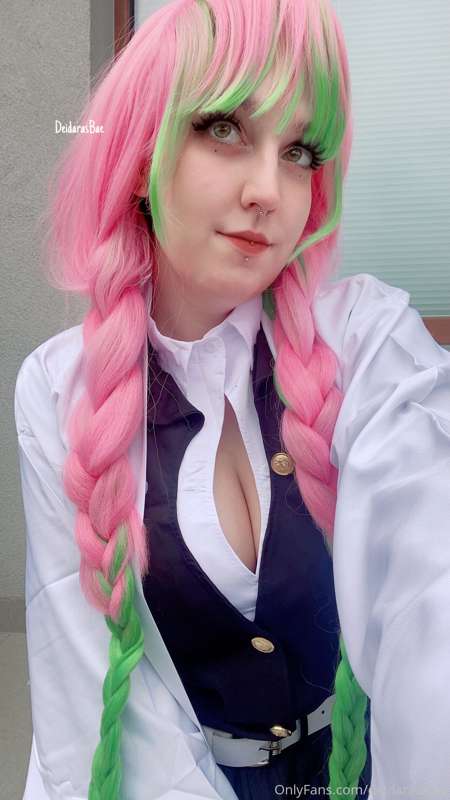 Mitsuri Kanroji 2