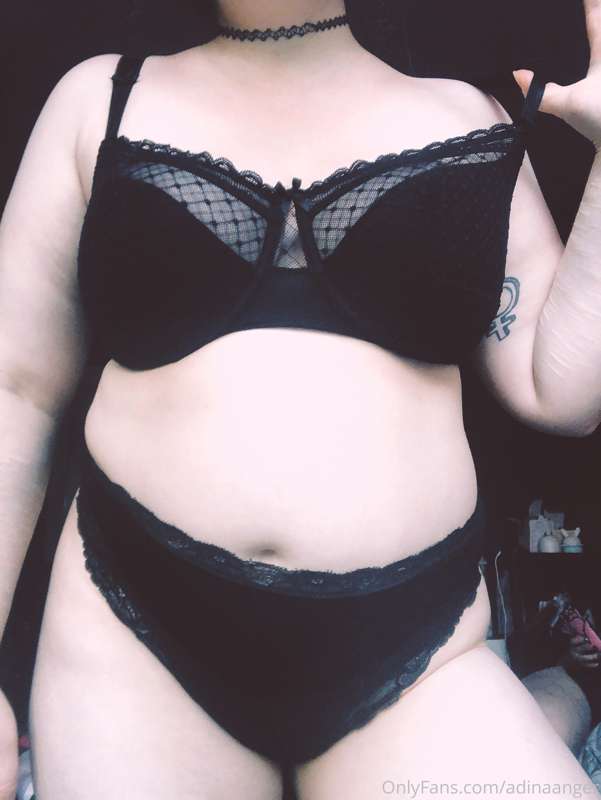 this full photoset gives me a charming amount of hubris 🖤 do.. 8