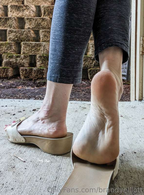 I just love sneaking you peeks of my soles when we go out