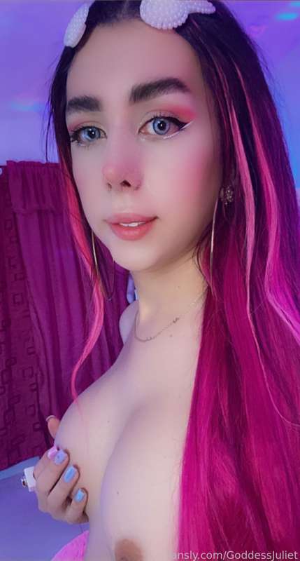 Julietpinkbb - Fansly - 14 Dec, 2022 1