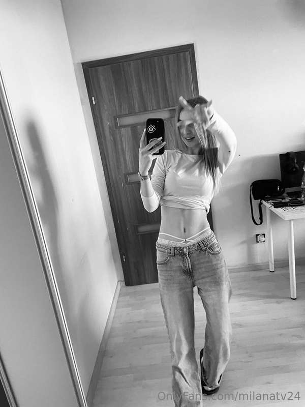 The boring winter is over, then only spring and a hot mood 🥰..