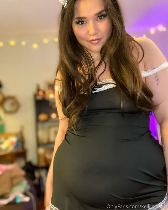 It’s the slutty fat maid, at your service 😏 1