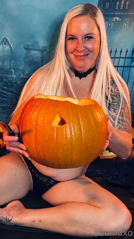 Hope everyone has a safe and fun Halloween! Hope you enjoy t.. 11