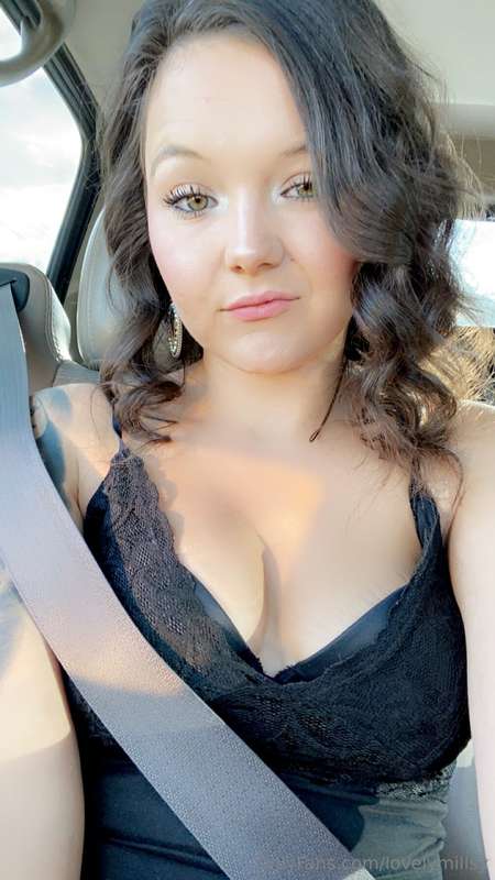 Happy Monday 🙂