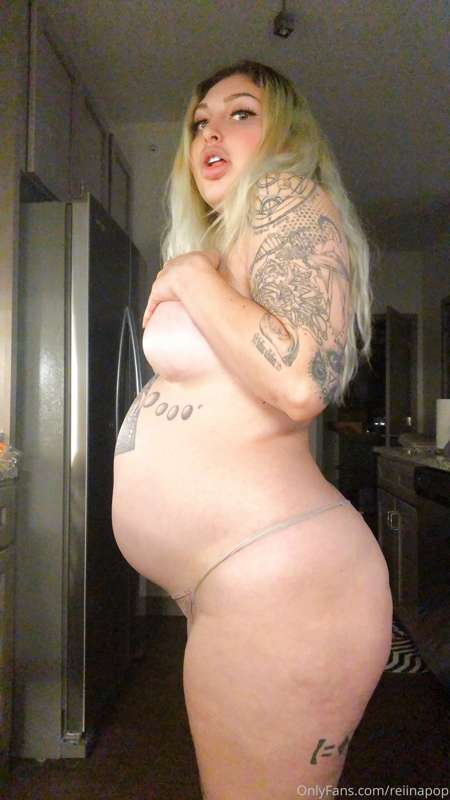 I’m baking a cake in my belly tonight ;p 8