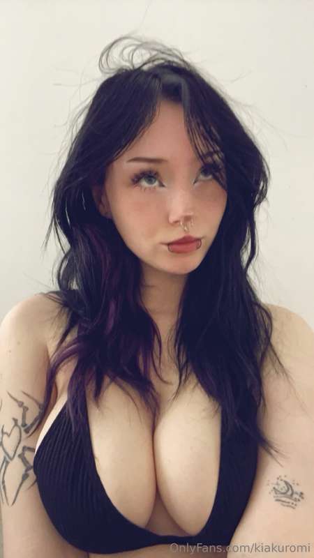 Kiakuromi - Onlyfans - 23 Apr, 2024 12