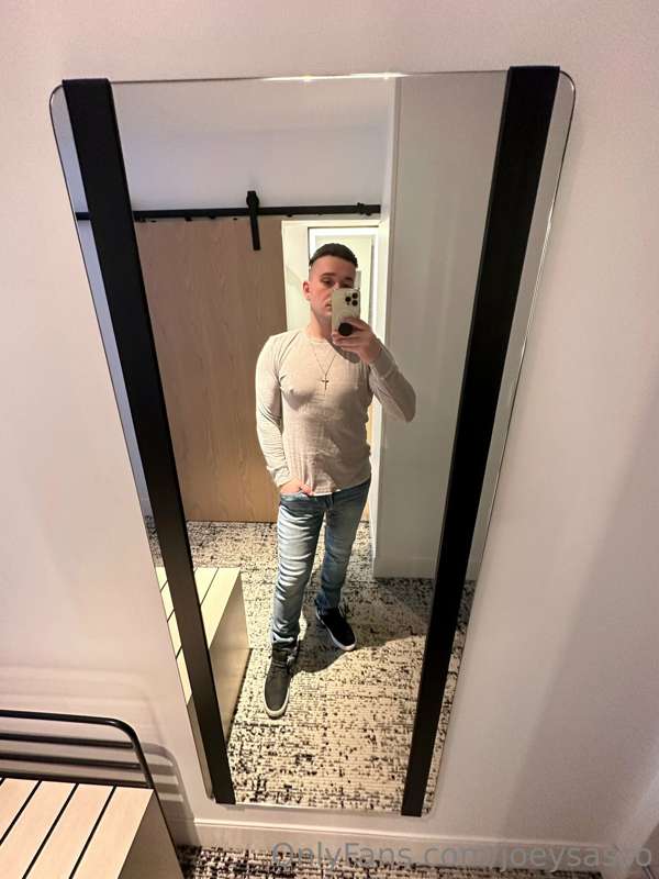 They call me ranch, cause I be dressing 🤩