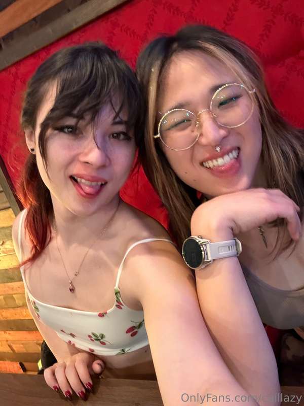 Getting sexual with Asian baddies 💋🔥 1