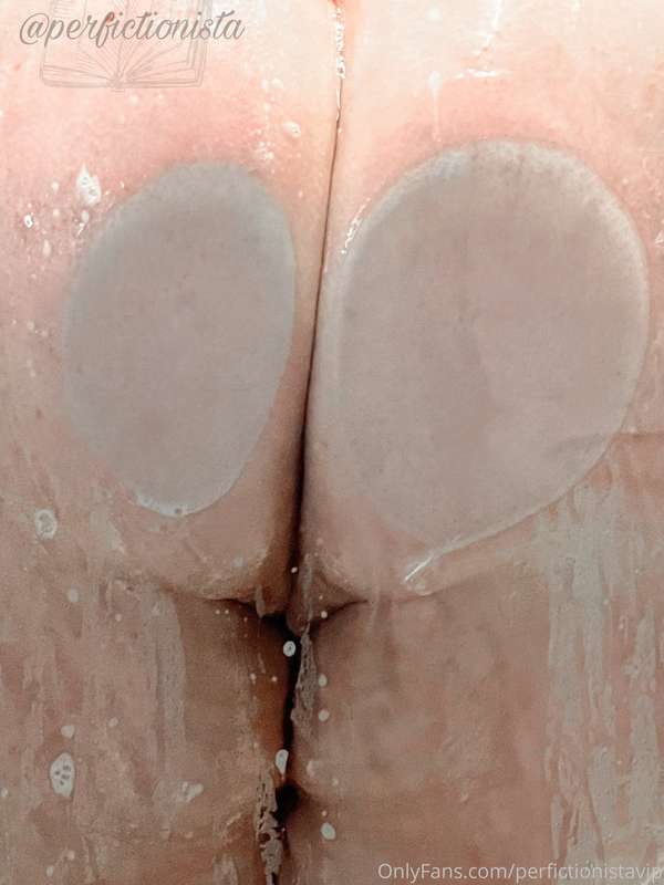 Do you wash your peach before you eat it? 🍑