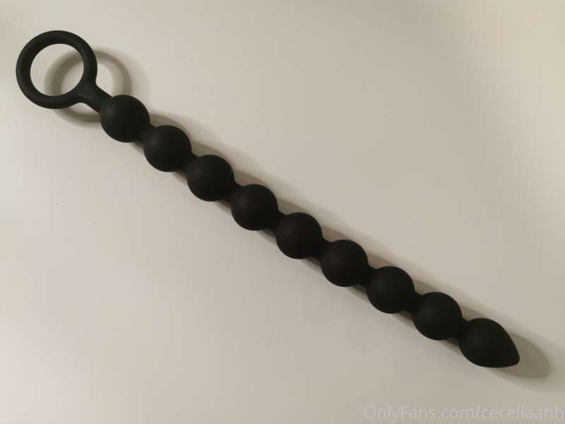 Check out my new toy... How many beads do you think I can fi..