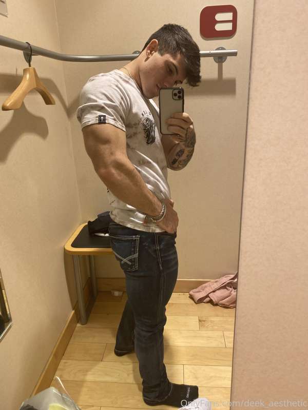 I fill out these jeans 😍
