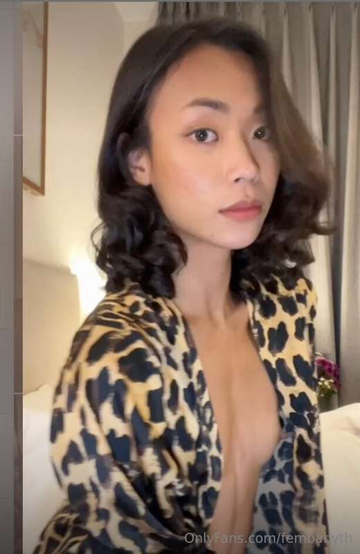 Be honest, can we fuck if I ask nicely? 😈💕 