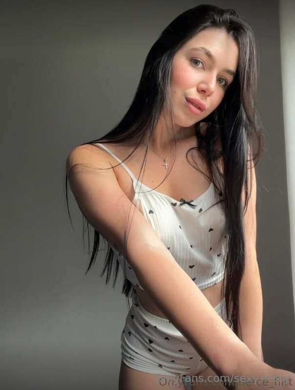 💙𝗙𝗥𝗘𝗘 𝗦𝗨𝗕 ONLY 25 💙 Cutie @fierce_flirt is barely 18 years o..