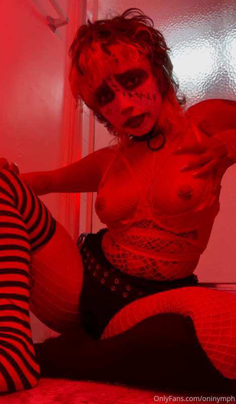 clown boobies 3