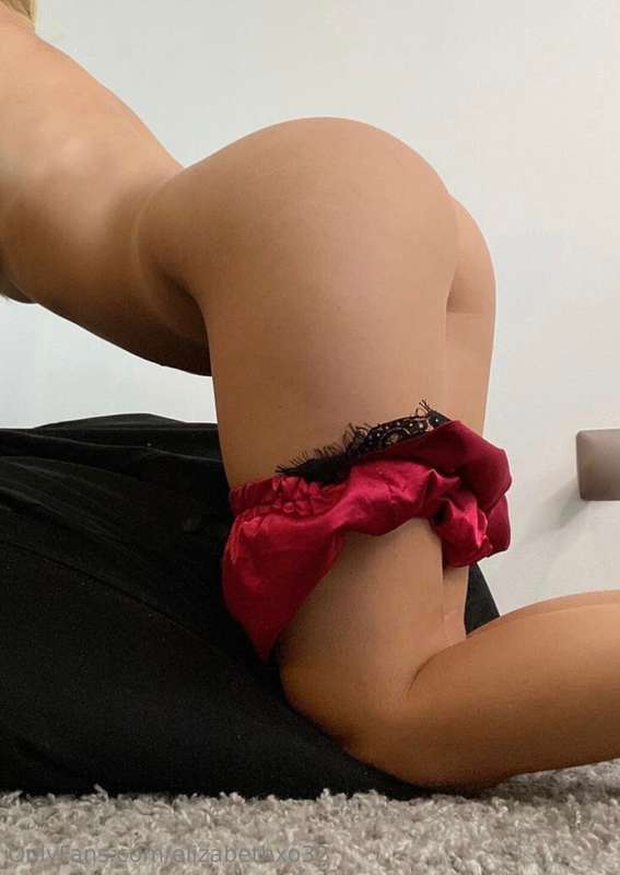 Elizabethxo32 - Onlyfans - 17 Mar, 2025 1