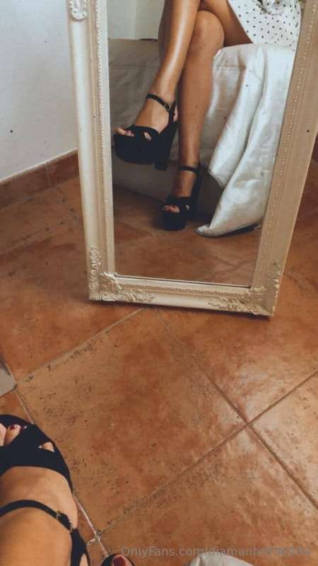 Mia8969 - Onlyfans - 12 Jun, 2024