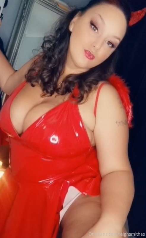 Leighsmithas - Onlyfans - 31 Oct, 2021