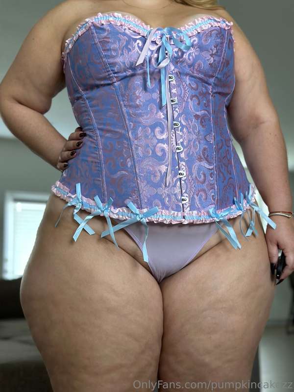 Pumpkincakezz - Onlyfans - 16 Nov, 2024
