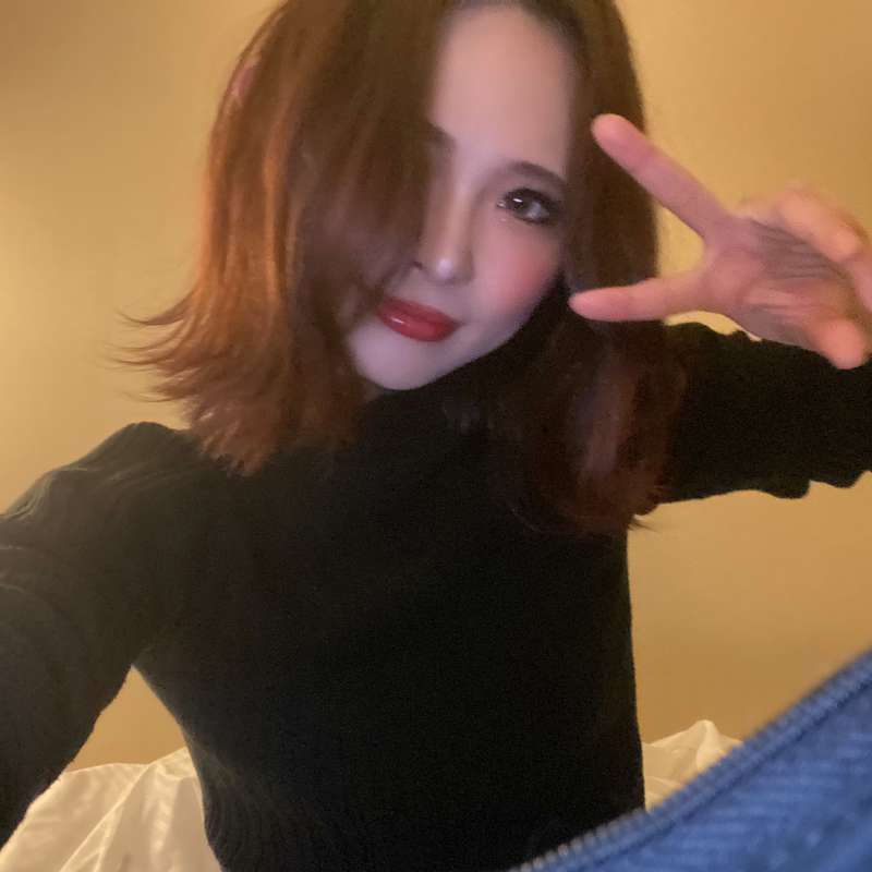 おはよう☀

Onlyfansの申請5回ぐらいやったら
やっと通った🥺

今2Postsだ