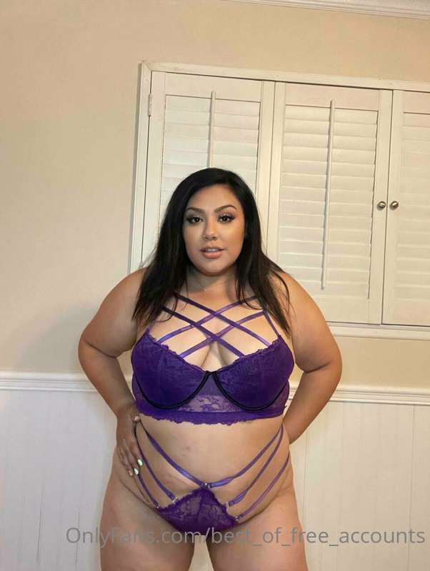 ## My friend @missroxyray is ready to get down & dirty with ..