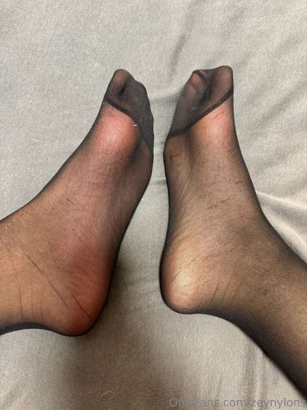 Zeynylons - Onlyfans - 09 Nov, 2024 1