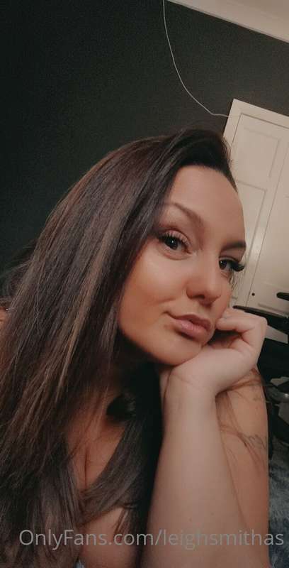 Don't let me get bored today, get in my inbox😈