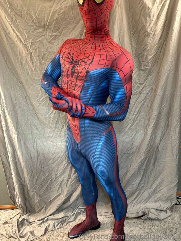 New Spider-Man pics and videos  12