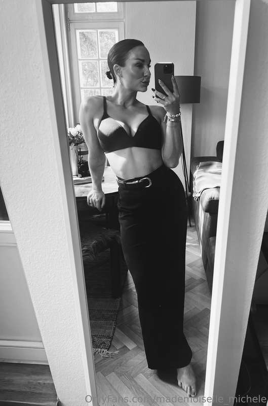 Guten Morgen 🖤 Lust mit mir in den Tag zu starten 😜 Schau in..