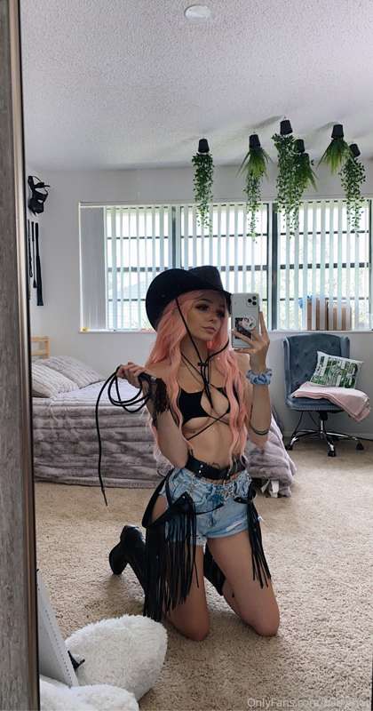 Cowgirl pt. 3 plus some extras 🖤 17