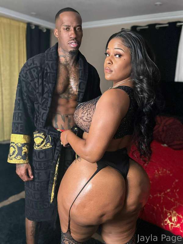 **Jayla ❌ Pressure**

I knew he had a huge ass dick but it’s.. 5