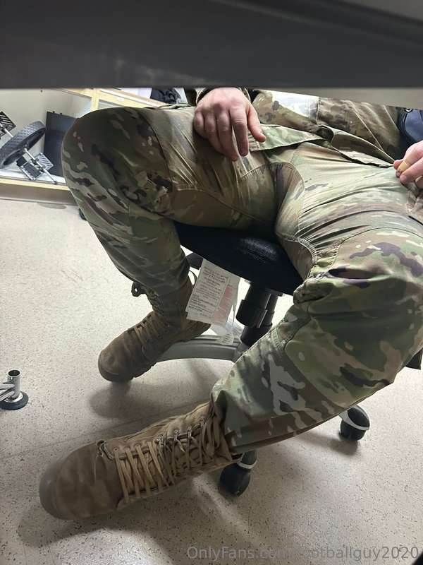 Some hot candid shots of my buddies and fellow soldiers! 26