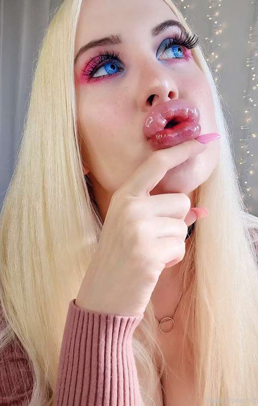 Wanna see me go even bigger this month? Join my VIP and help..