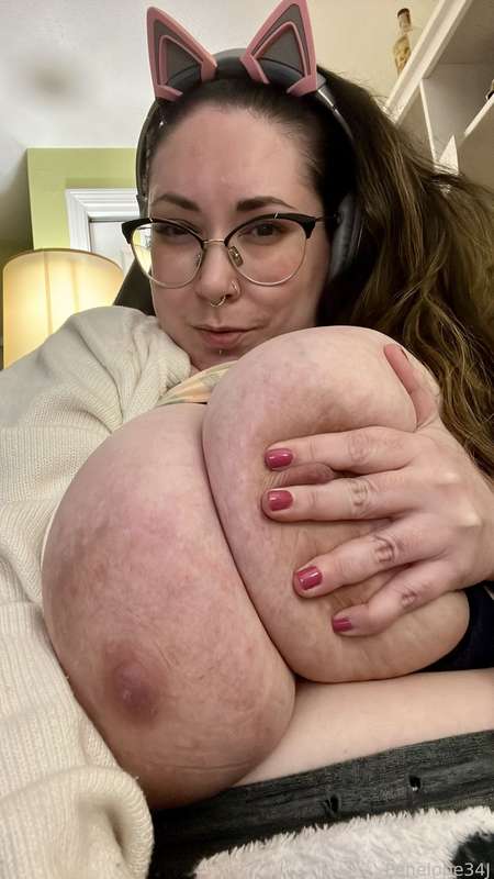 Penelope34J - Fansly - 06 Apr, 2024