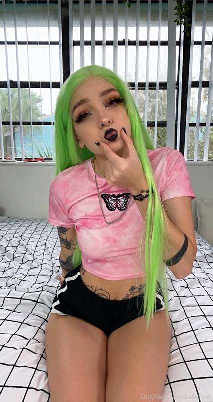 More pics from the casual set ✨💗🥰 1
