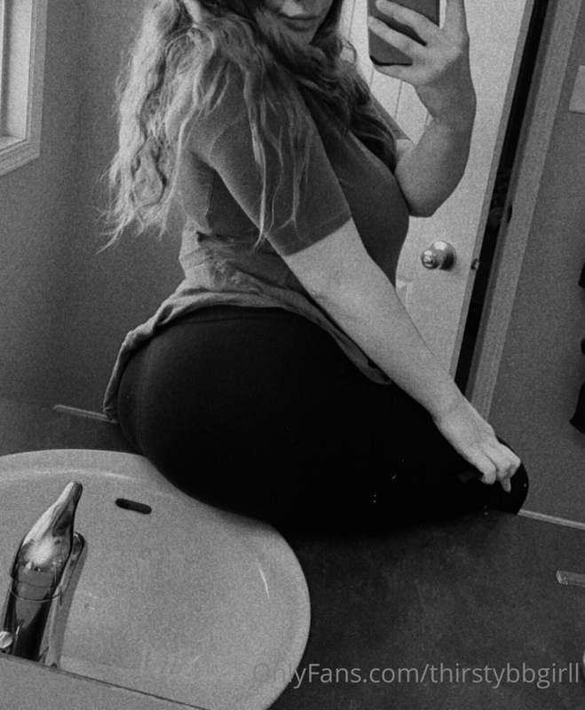 I wanna be pampered and spoiled 🔥💵💕