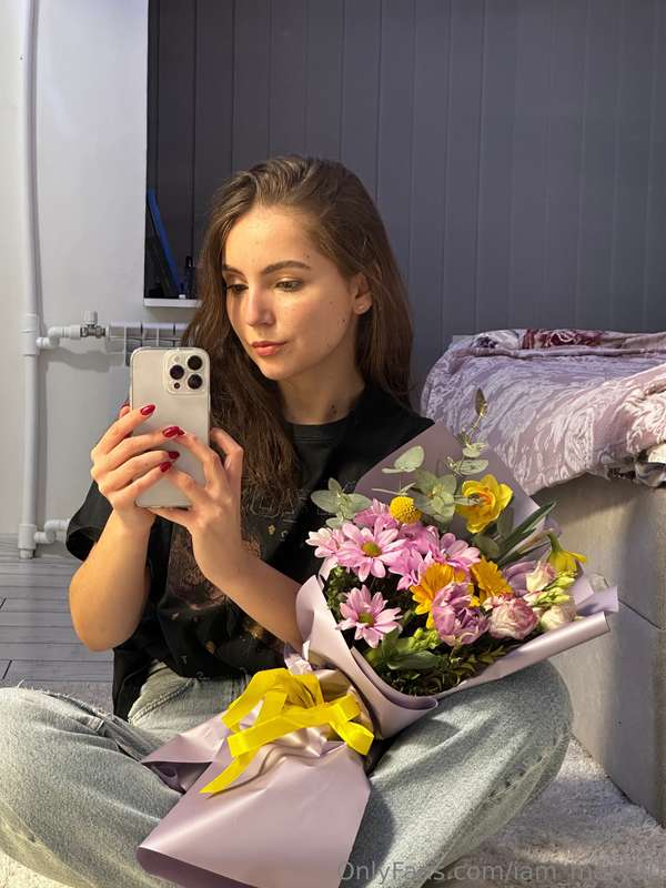 give women flowers💘 1