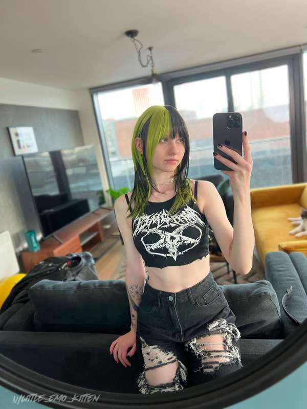 Little_Emo_Kitten - Fansly - 25 Feb, 2025 10