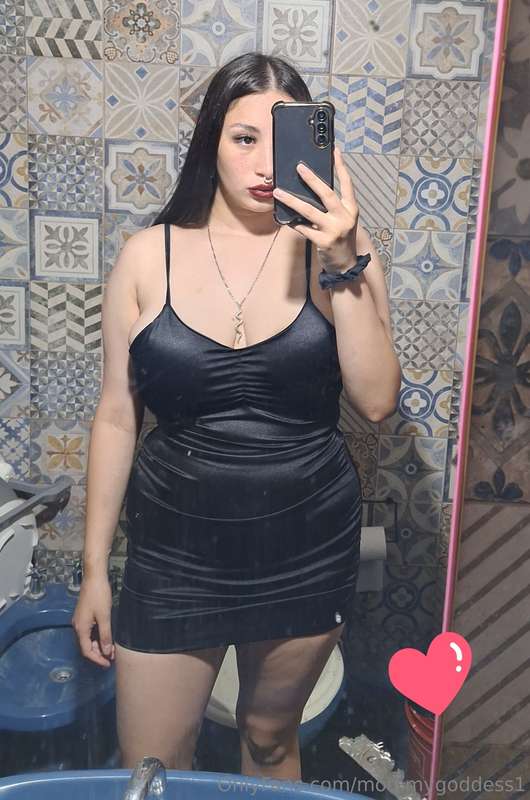 Do you like to see mommy in a dress? Or do you prefer me wit..