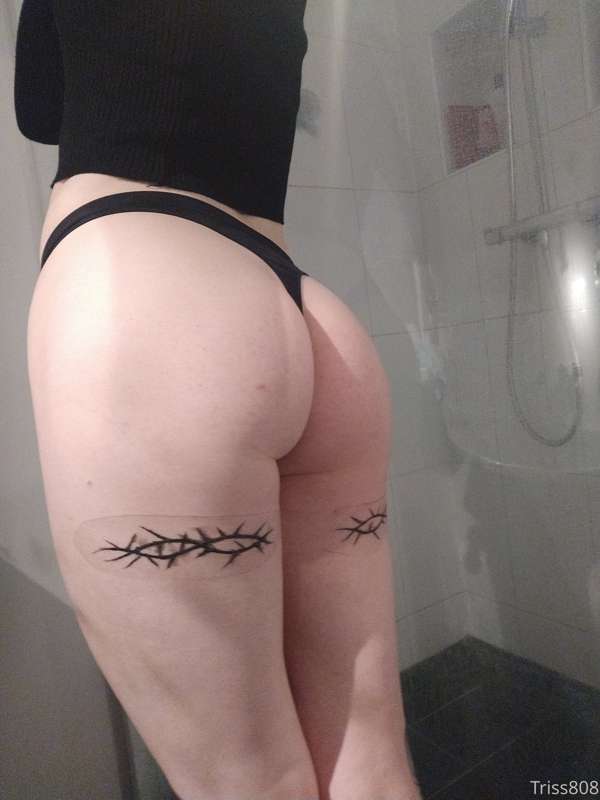 Hi everyone! ❤️

Soo like I said on tuesday I got tattooed a.. 8