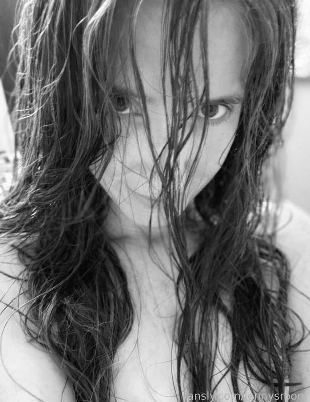 Jennysroom1 - Fansly - 08 Mar, 2025 3