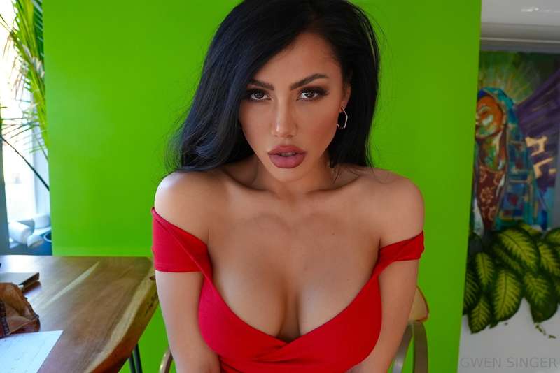 be honest, am i your type? 👀