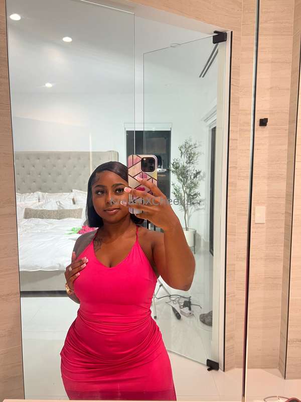 feeling good in pink💘