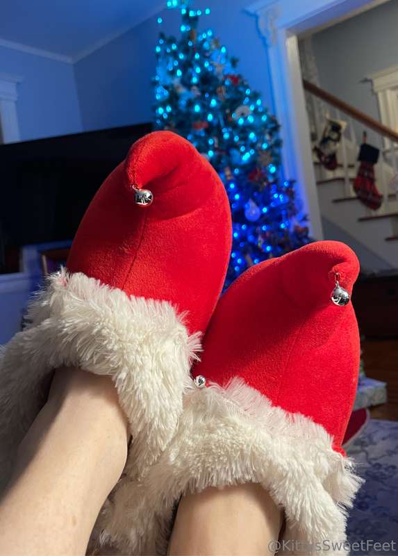 Just you and me under the tree I’ll unwrap my gifts and you .. 4
