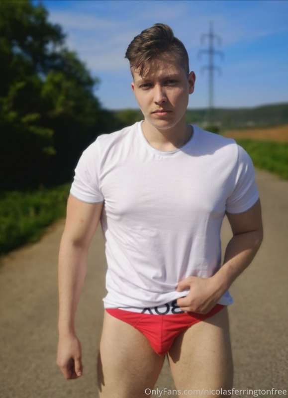 Watch the more naughty version on my main @nicolas_ferringto.. 2