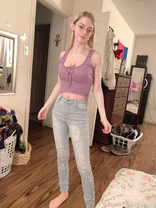 I love it when cute people share their clothes with me