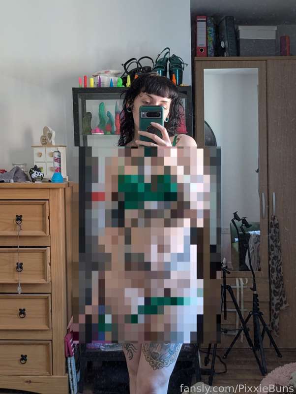 Pixxiebuns - Fansly - 20 May, 2025 3