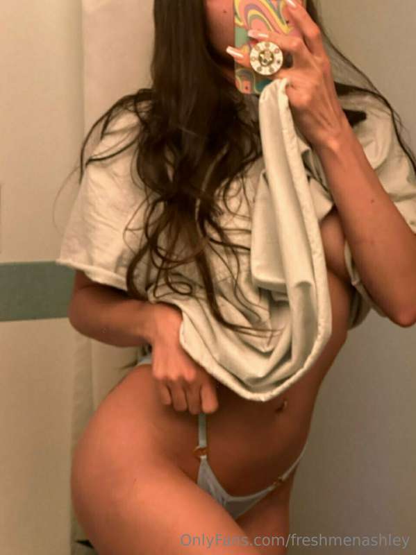 React only if you'd fuck me raw💦