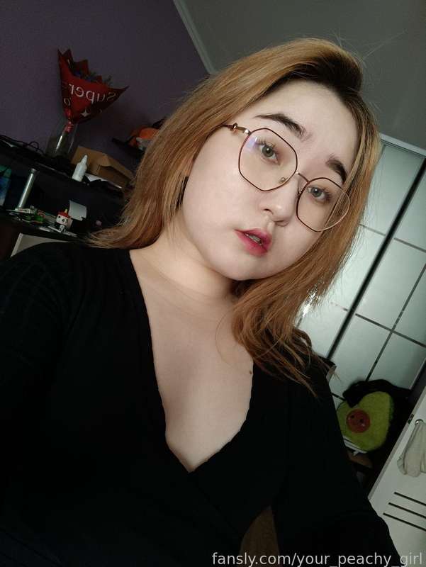 Your_Peachy_Girl - Fansly - 27 Sep, 2024
