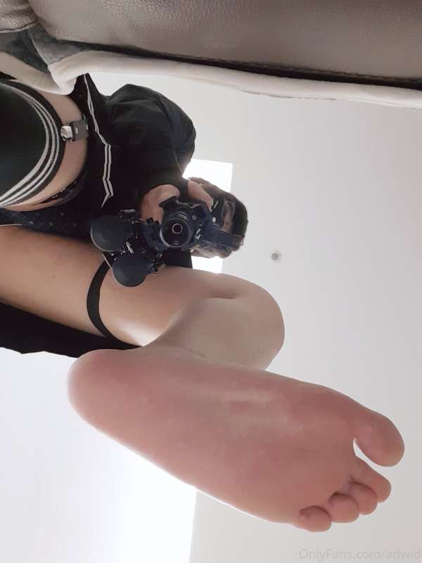 Im stepping on your face 😤 1