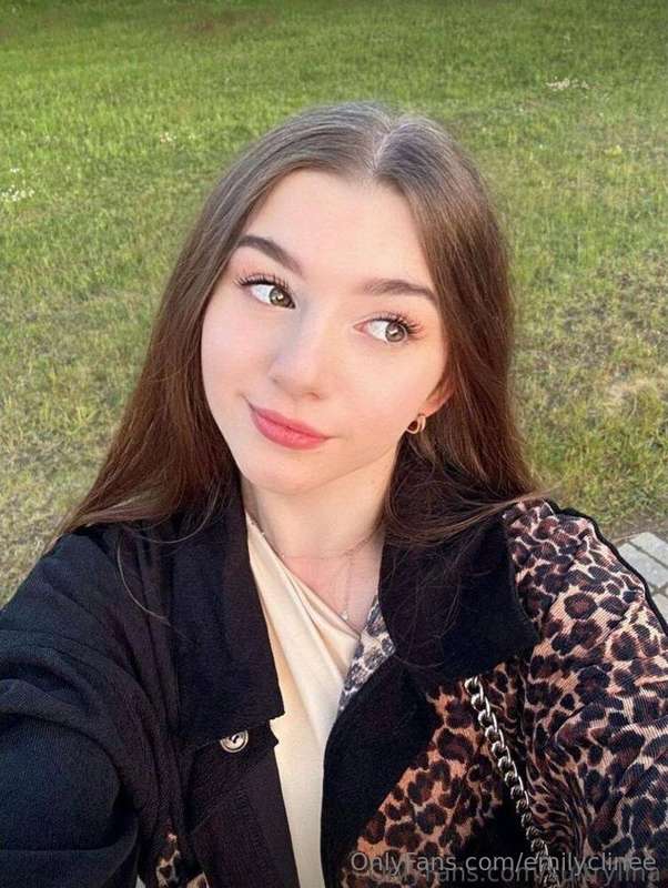❣️this sweet girl @sultrylina will warm you up and wake up y..
